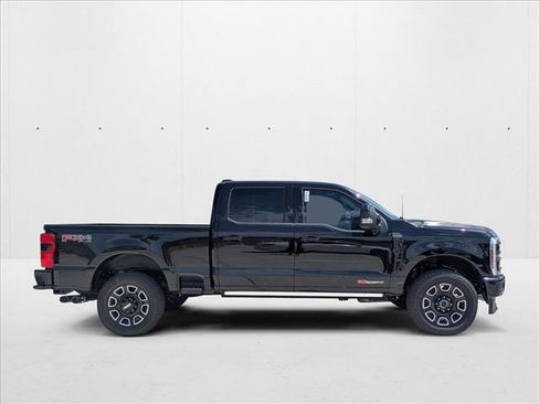 New 2026 Ford F250 Platinum image 4