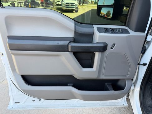 Used 2017 Ford F350 XL image 25