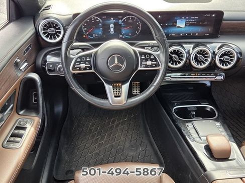 Used 2023 Mercedes-Benz CLA 250 4MATIC image 11
