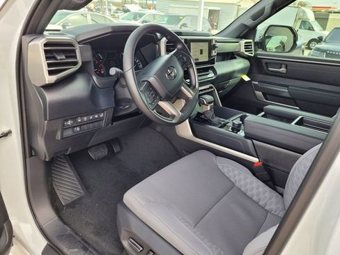 New 2025 Toyota Tundra SR5 image 15