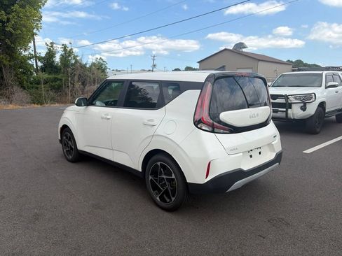 Certified 2023 Kia Soul EX FWD image 7