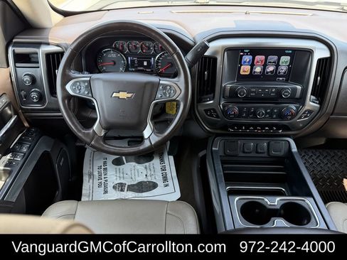 Used 2017 Chevrolet Silverado 1500 LTZ Z71 w/ LTZ Plus Package AWD/4WD image 12