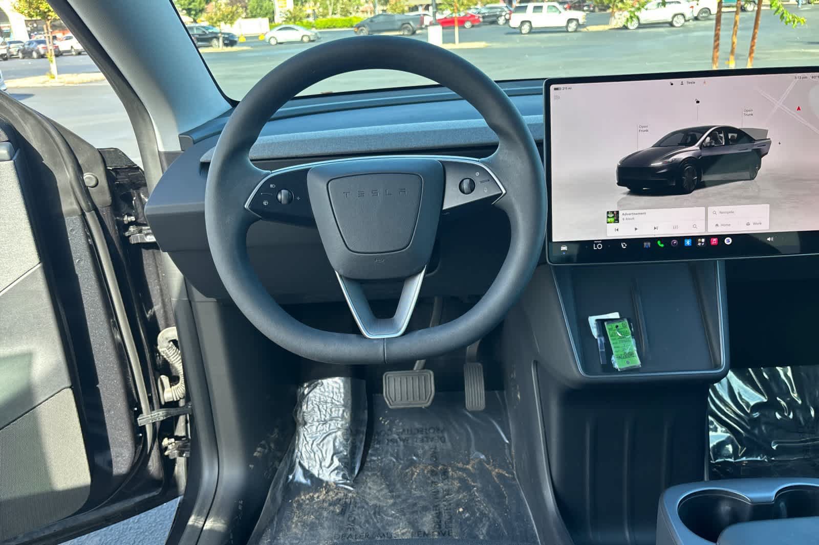 Used 2026 Tesla Model Y 2WD image 15