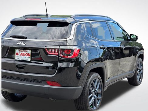 New 2026 Jeep Compass Latitude AWD/4WD image 40