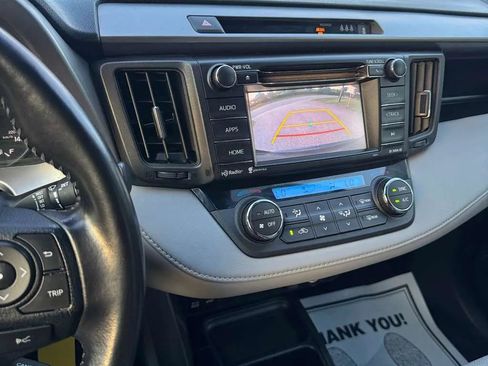 Used 2017 Toyota RAV4 XLE FWD image 14