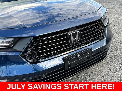 Used 2025 Honda Accord Touring image 42