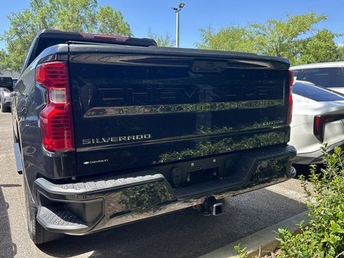 Used 2022 Chevrolet Silverado 1500 Custom RWD image 5