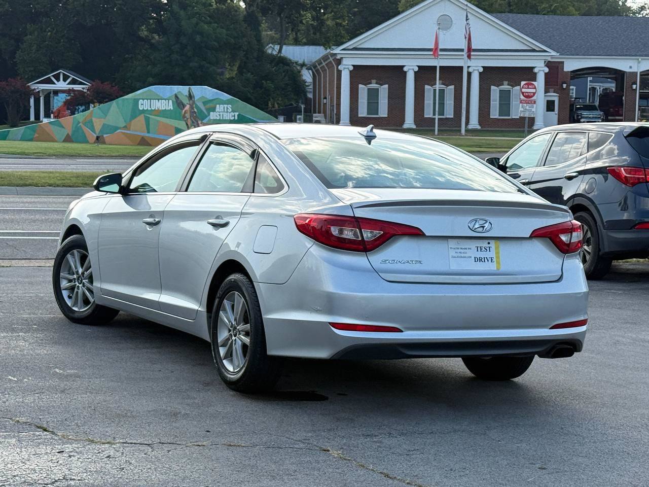 Used 2017 Hyundai Sonata SE FWD image 4