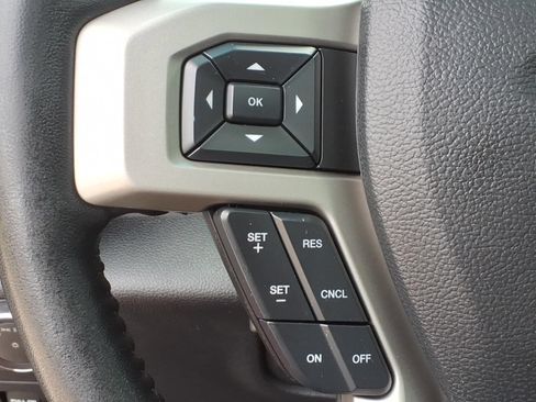 Used 2018 Ford F150 Lariat RWD image 16