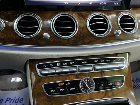 Used 2019 Mercedes-Benz E 300 4MATIC image 24
