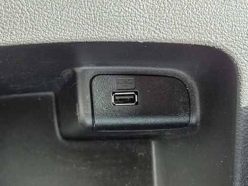 Used 2018 Ford Focus S image 25