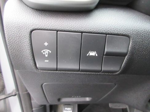 Used 2020 Kia Sportage LX AWD/4WD image 23