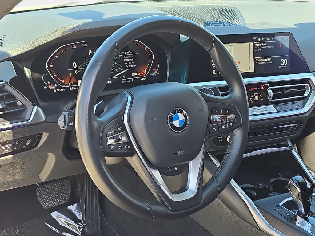 Used 2022 BMW 330i Sedan w/ Premium Package 2 RWD image 18