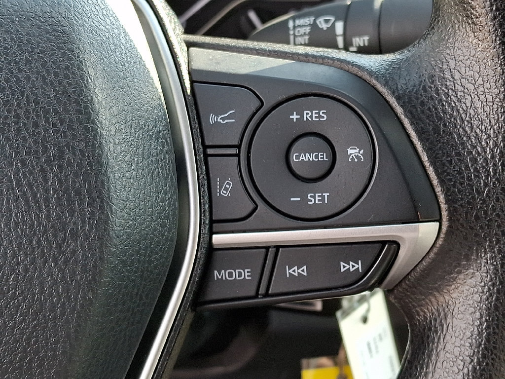 Used 2024 Toyota Camry LE AWD/4WD image 26