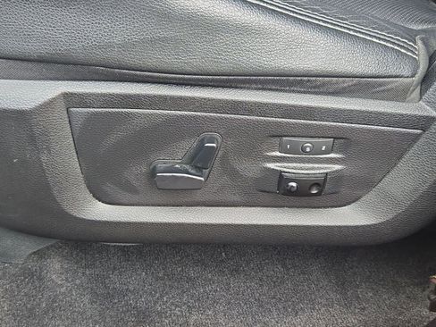 Used 2013 RAM 1500 Laramie w/ Convenience Group image 22