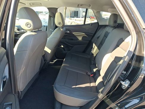 Certified 2025 Chevrolet Trax ACTIV w/ Sunroof Package image 10