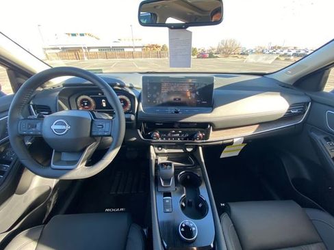 New 2026 Nissan Rogue Platinum w/ Platinum Premium Package AWD/4WD image 14