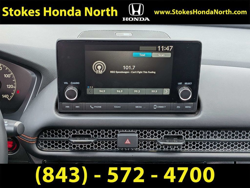 Used 2025 Honda HR-V Sport image 21