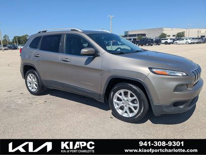 Used 2018 Jeep Cherokee Latitude Plus w/ Comfort/Convenience Group