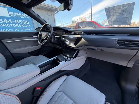 Used 2024 Audi Q8 e-tron Prestige w/ Prestige Package image 36
