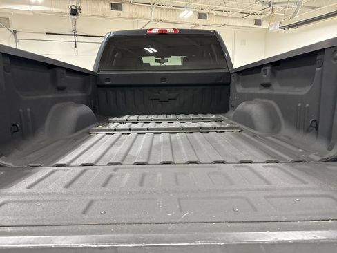 Used 2017 Chevrolet Silverado 2500 W/T AWD/4WD image 23