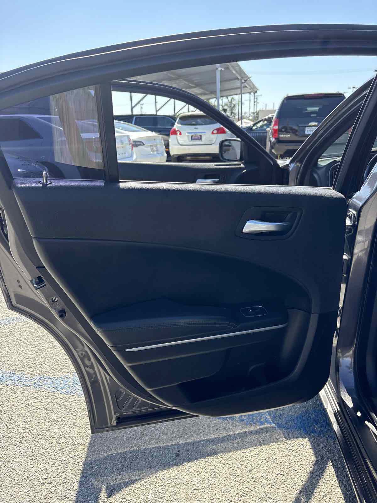 Used 2020 Dodge Charger SXT w/ Leather Interior Group RWD image 8