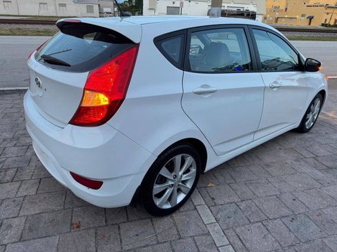 Used 2014 Hyundai Accent SE FWD image 6