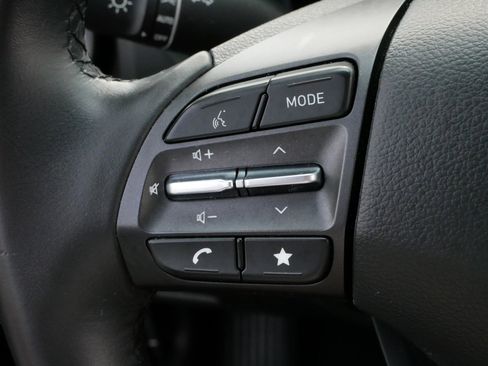 Used 2023 Hyundai Kona Limited image 26
