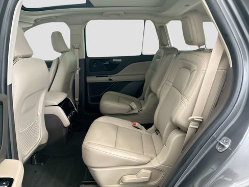 Used 2023 Lincoln Aviator Reserve w/ Elements Package Plus RWD image 19