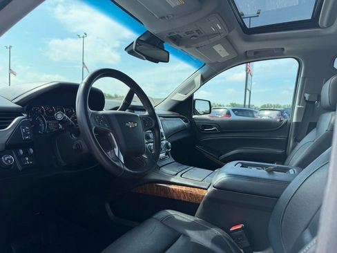 Used 2018 Chevrolet Suburban Premier w/ Max Trailering Package AWD/4WD image 22
