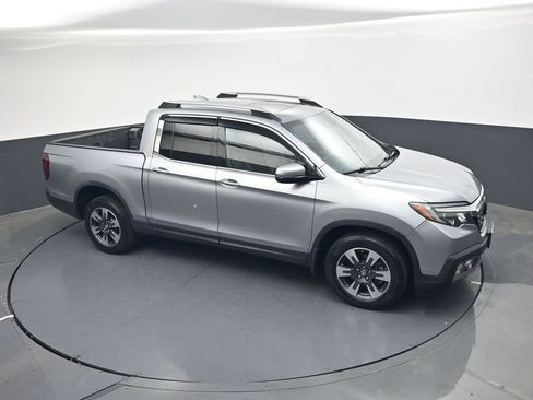 Used 2017 Honda Ridgeline RTL-E image 16