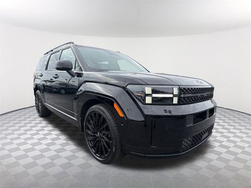 Used 2025 Hyundai Santa Fe Calligraphy image 3