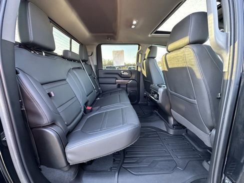 Used 2020 GMC Sierra 2500 Denali w/ Denali Ultimate Package image 13