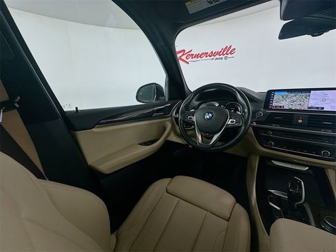 Used 2019 BMW X3 sDrive30i w/ Premium Package image 9
