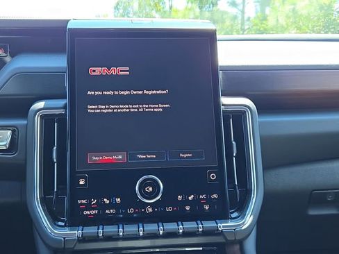 New 2026 GMC Yukon Denali w/ LPO, Floor Liner Package image 27