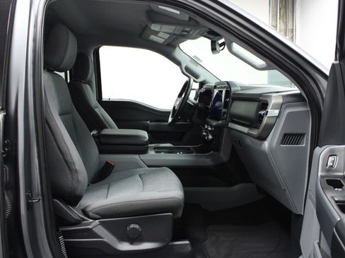 Used 2024 Ford F150 XLT w/ Mobile Office Package image 16