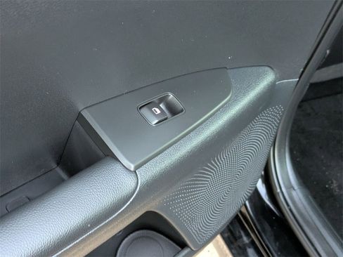 Used 2024 Kia Forte LXS image 28