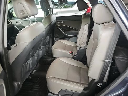 Used 2017 Hyundai Santa Fe Limited AWD/4WD image 6