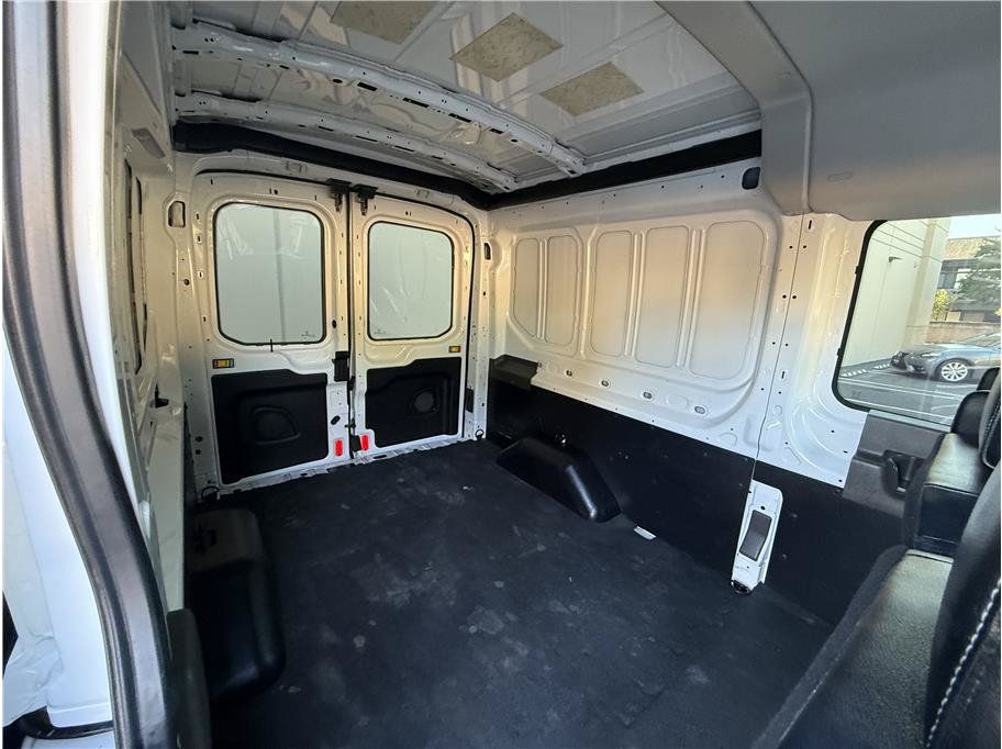 Used 2020 Ford Transit 250 Medium Roof RWD image 23