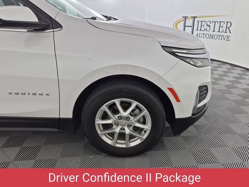 Used 2022 Chevrolet Equinox LT FWD image 11