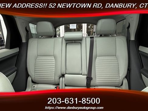 Used 2017 Land Rover Discovery Sport HSE Luxury AWD/4WD image 29