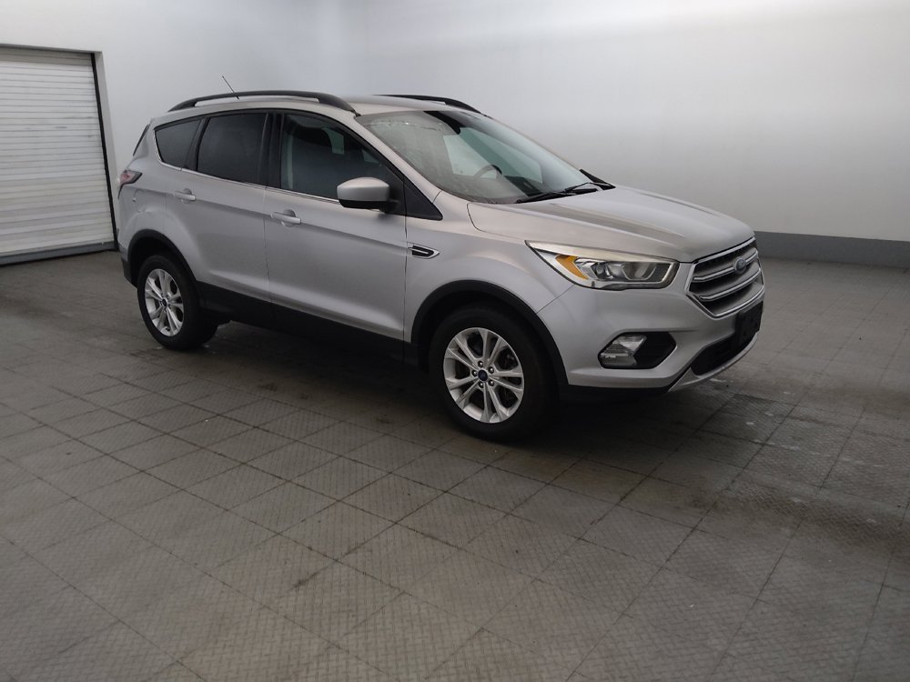Used 2017 Ford Escape SE w/ Equipment Group 201A AWD/4WD image 11