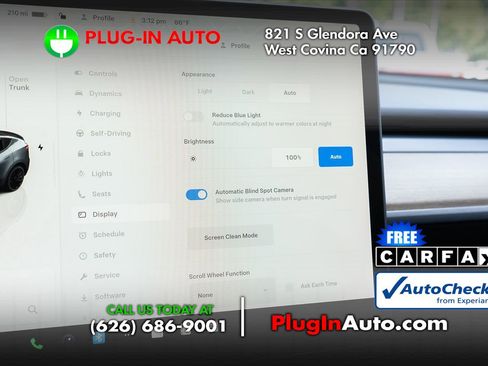 Used 2023 Tesla Model Y Performance AWD/4WD image 28