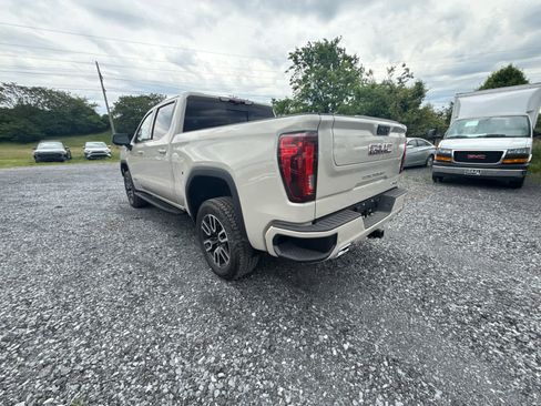 New 2026 GMC Sierra 1500 AT4 w/ AT4 Premium Package AWD/4WD image 9