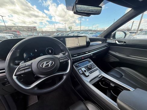 Used 2024 Hyundai Palisade Calligraphy AWD/4WD image 2