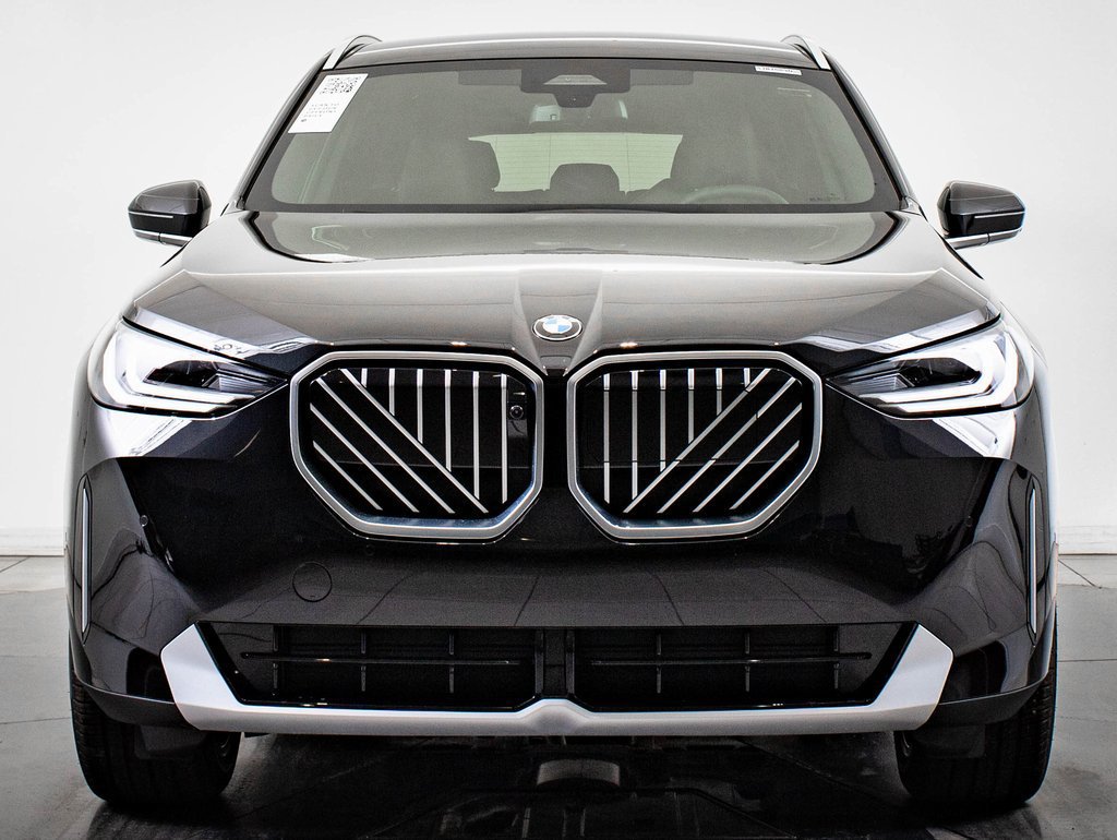 Used 2025 BMW X3 xDrive30i w/ Premium Package AWD/4WD image 2