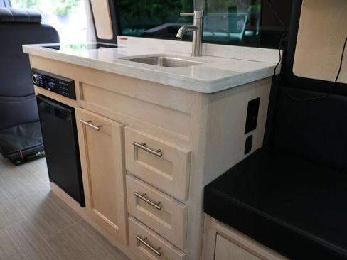 Used 2021 Mercedes-Benz Sprinter 3500 image 62