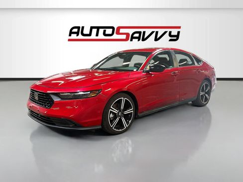 Used 2024 Honda Accord Sport image 3