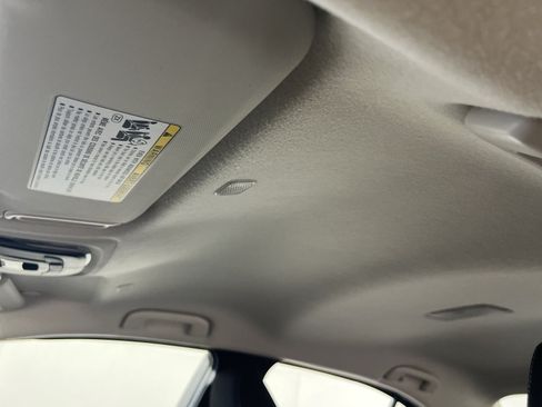 Used 2025 Toyota Corolla LE FWD image 25