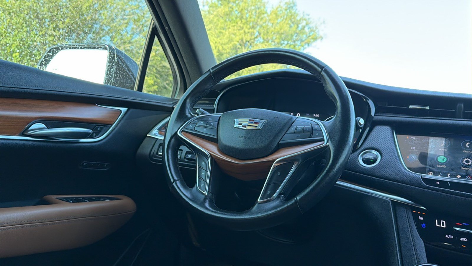 Used 2021 Cadillac XT5 Premium Luxury FWD image 23